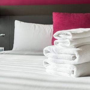 Cama, Mesa e Banho